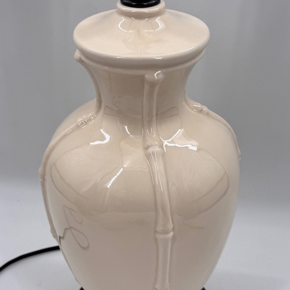 Vintage Chinoiserie Faux Bamboo Ceramic Urn Table Lamp - Picture 3 of 11